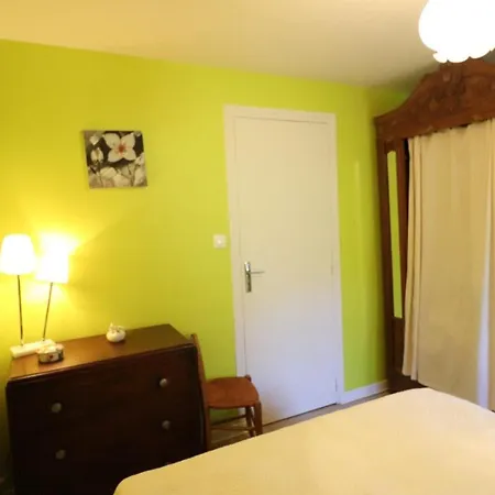 Chalet 60m² Avec Garage, 2 Ch., Cheminee, Jardin Prive & Bbq, Cantal - Fr-1-742-155 Tatil Evi *
