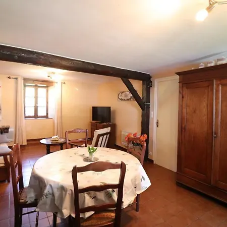 Chalet 60m² Avec Garage, 2 Ch., Cheminee, Jardin Prive & Bbq, Cantal - Fr-1-742-155 Tatil Evi Saint-Etienne-de-Chomeil